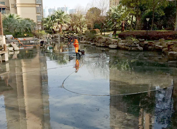 丹棱景观池淤泥清理